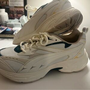 Puma Lifestyle Sneakers ~ Size 8.5 Women’s